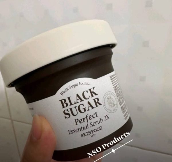 SKINFOOD Black Sugar Perfect Essential Scrub 2X –
